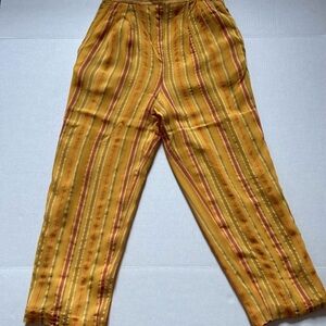 Austin Reed Vintage Women's 4 Yellow Red Stripe Pleated Rayon USA 23x25